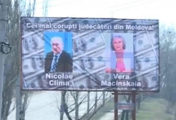 Afişe cu 
